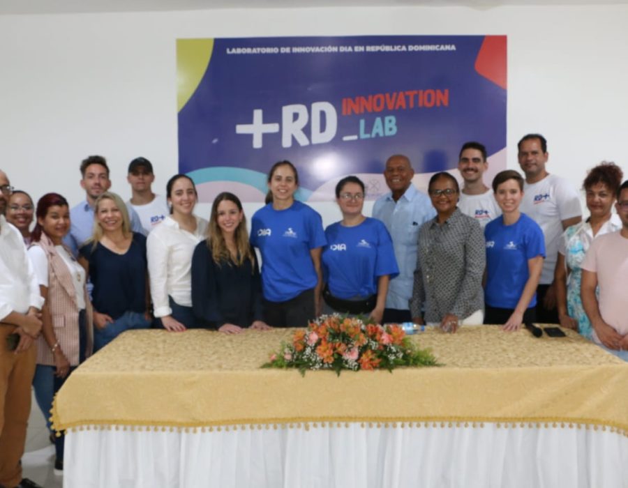 El equipo de The Trust for the Americas y ADASEC en la inauguración del 4to DIA Lab RD