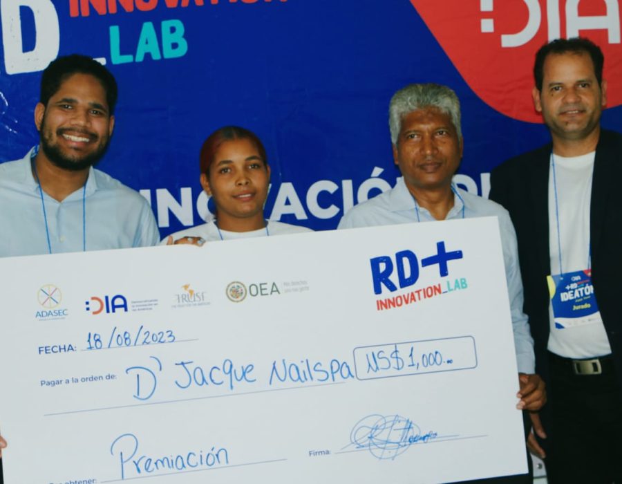 Competencia Pitch de Proyectos Innovadores - DIA LAB RD